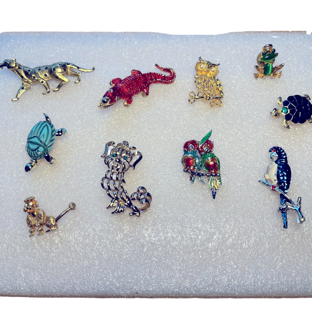 Set of 10 Animal Pins